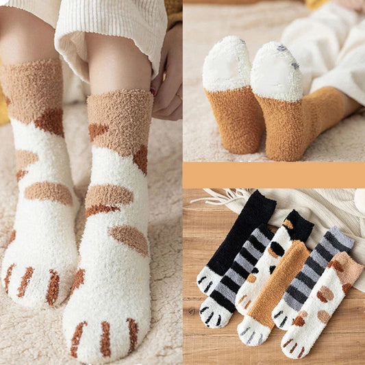 Cute Cartoon White Winter Socks for Women with 3D Dog and Cat Paw Patterns - Warm and Fluffy Female Fleece Socks for Home and Sleeping on Cold Floors KN